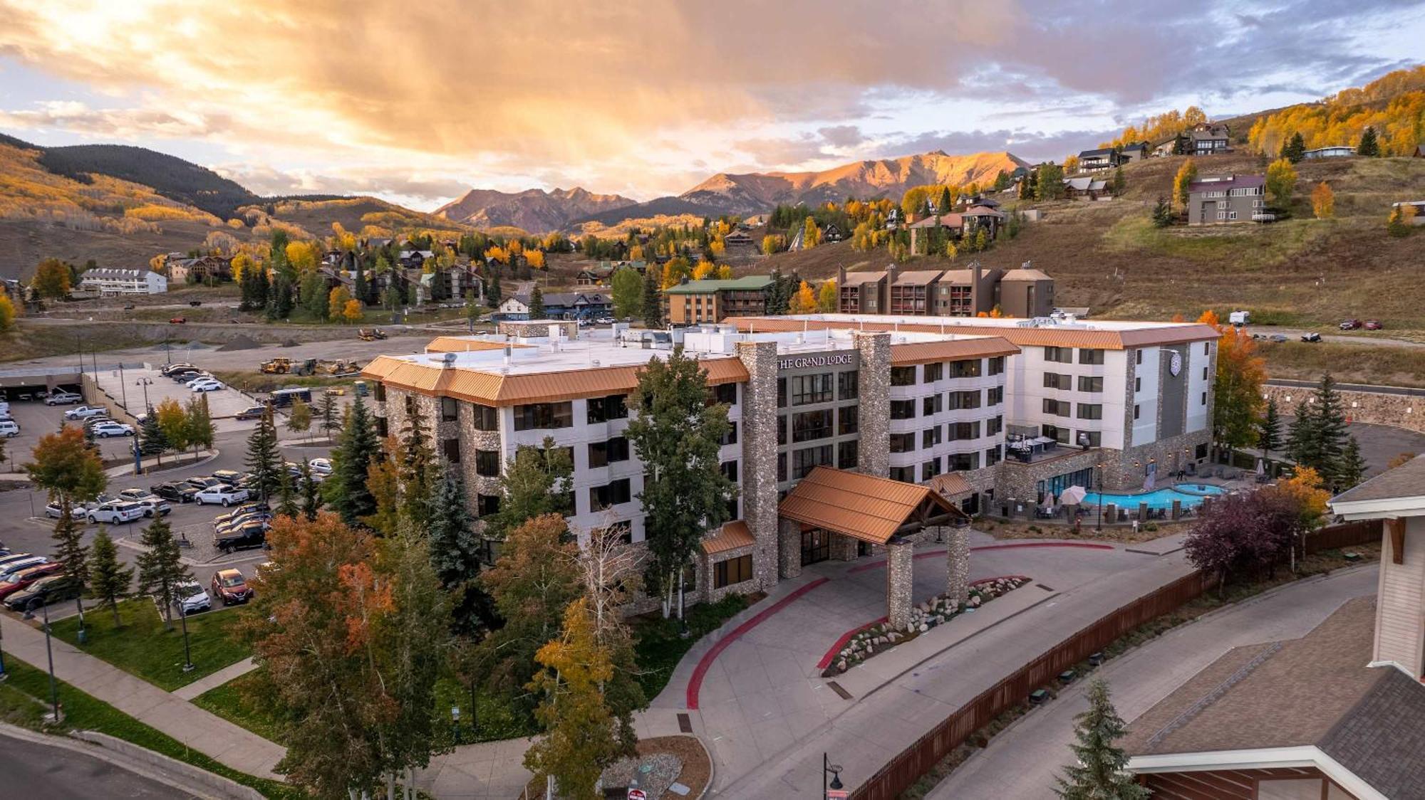 Studio 211 - Perfect Location With Pool And Hot Tub Crested Butte Esterno foto
