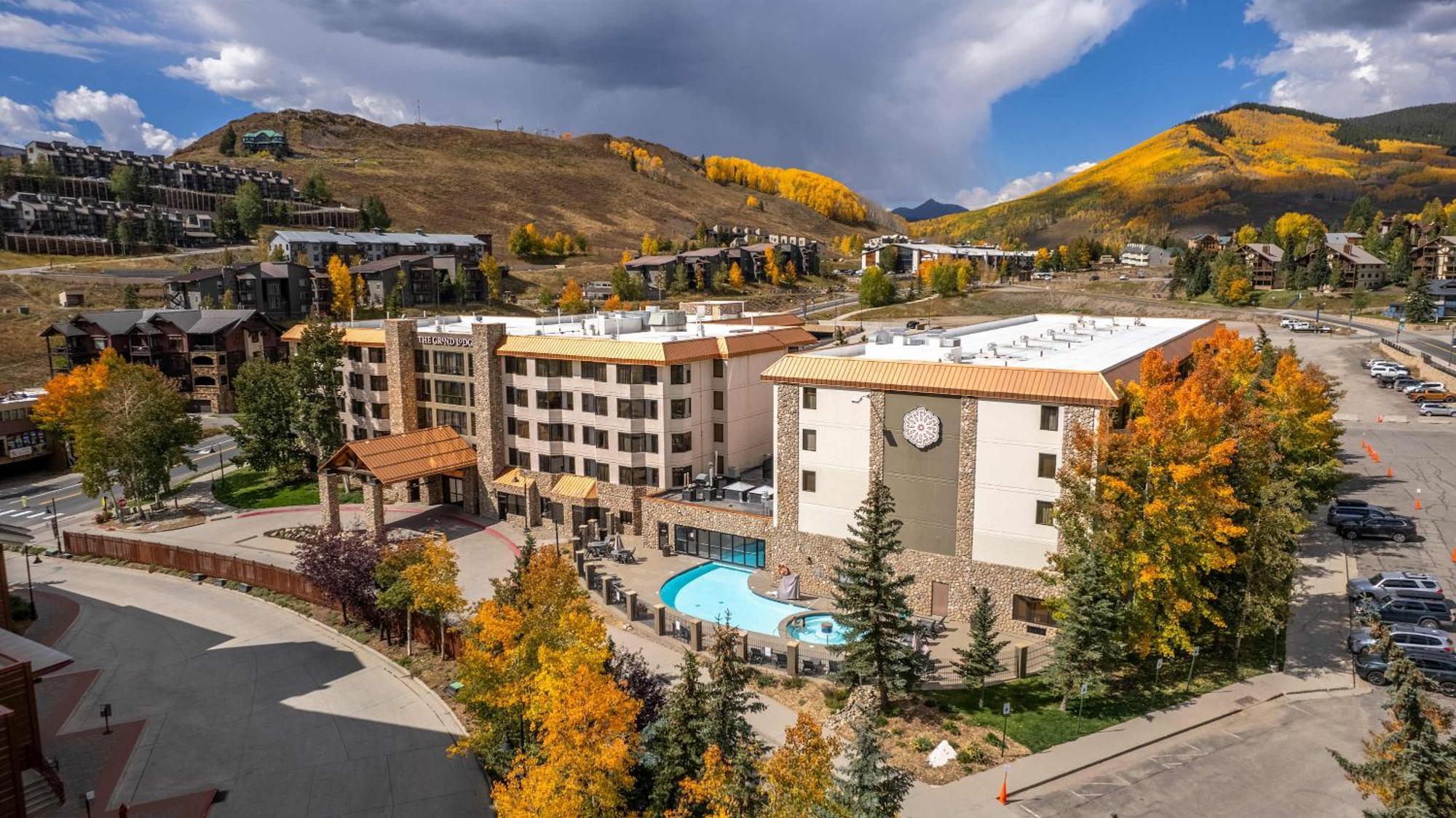 Studio 211 - Perfect Location With Pool And Hot Tub Crested Butte Esterno foto
